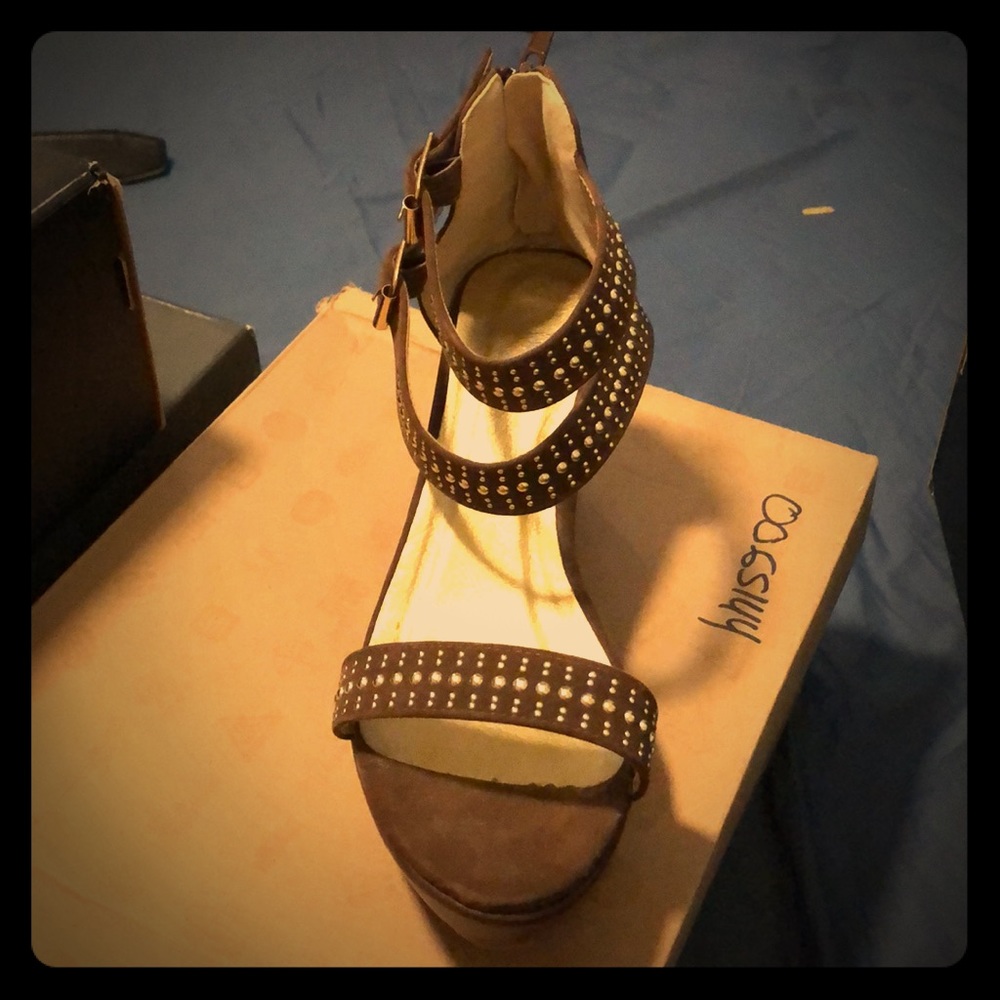Shoes